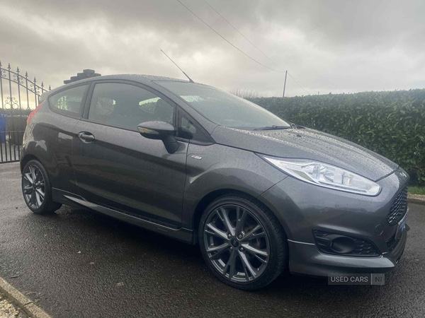 Used Ford Fiesta 2016 for sale - 76671969: Photo 2