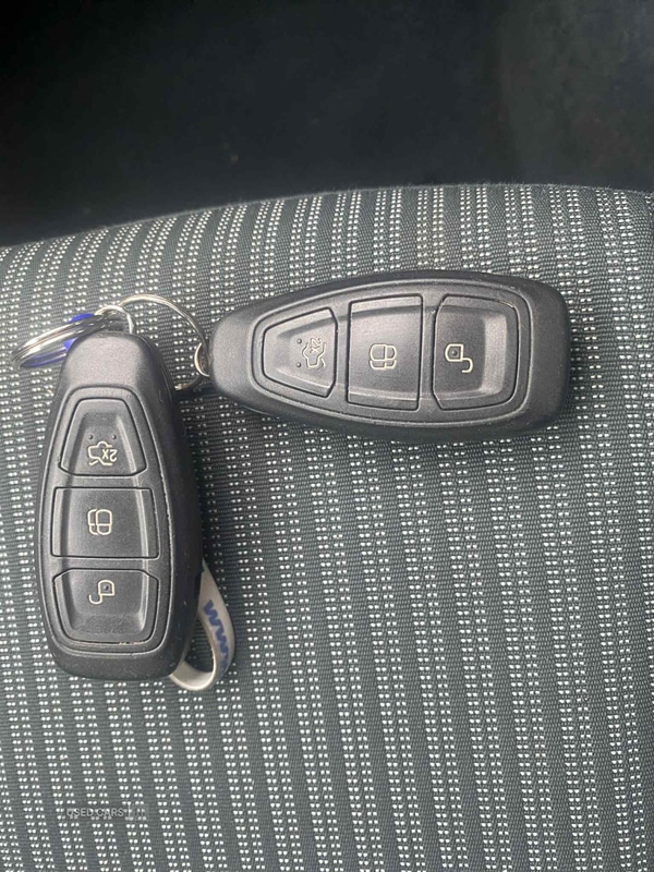 Used Ford Focus C-Max 2015 for sale - 76474083: Photo 17