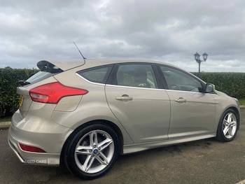 Used Ford Focus 2015 for sale - 77469648: Photo