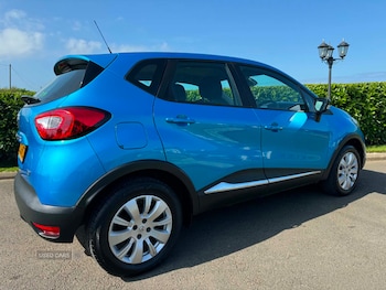 Used Renault Captur 2015 for sale - 79401742: Photo