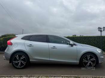 Used Volvo V40 2018 for sale - 75175522: Photo