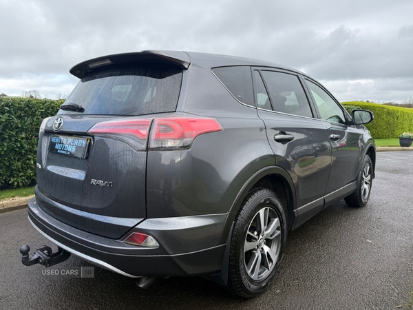 Used Toyota RAV4 2016 for sale - 76350198: Photo 9