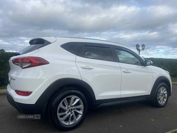 Used Hyundai TUCSON 2016 for sale - 76597580: Photo