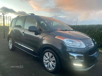Used Citroen C3 Picasso 2013 for sale - 77587671: Photo