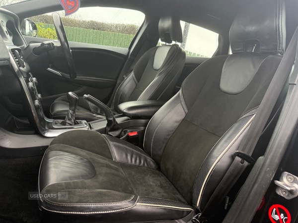 Used Volvo V40 2014 for sale - 76371970: Photo 15
