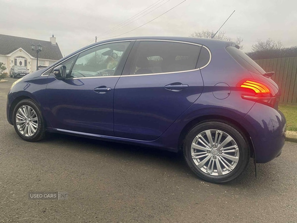 Used Peugeot 208 2016 for sale - 77060512: Photo 8
