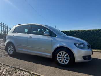 Used Volkswagen Golf Plus 2011 for sale - 74701917: Photo
