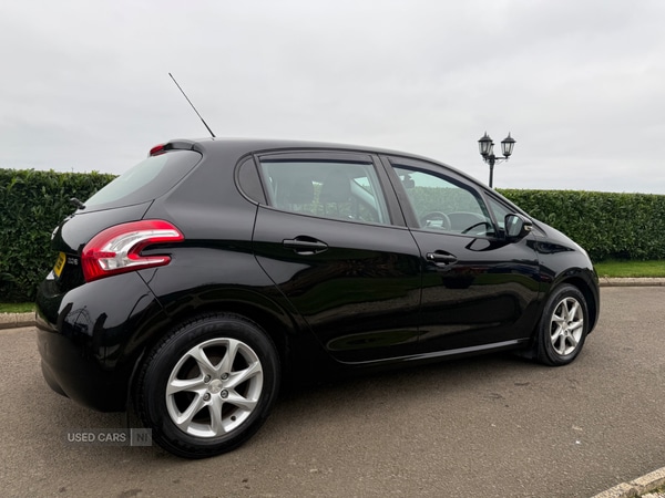 Used Peugeot 208 2015 for sale - 76284799: Photo 4