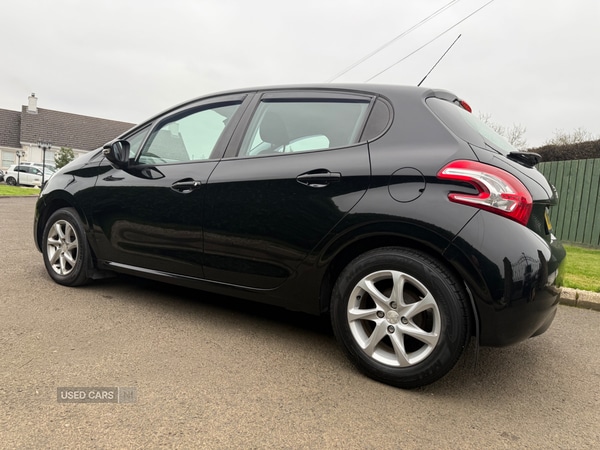 Used Peugeot 208 2015 for sale - 76284799: Photo 8