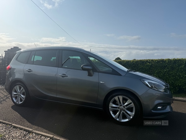 Used Vauxhall Zafira Tourer 2017 for sale - 74862613: Photo 2