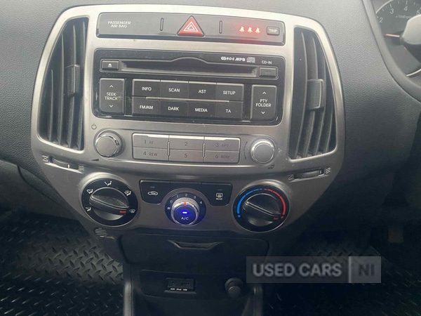 Used Hyundai i20 2013 for sale - 77565276: Photo 16