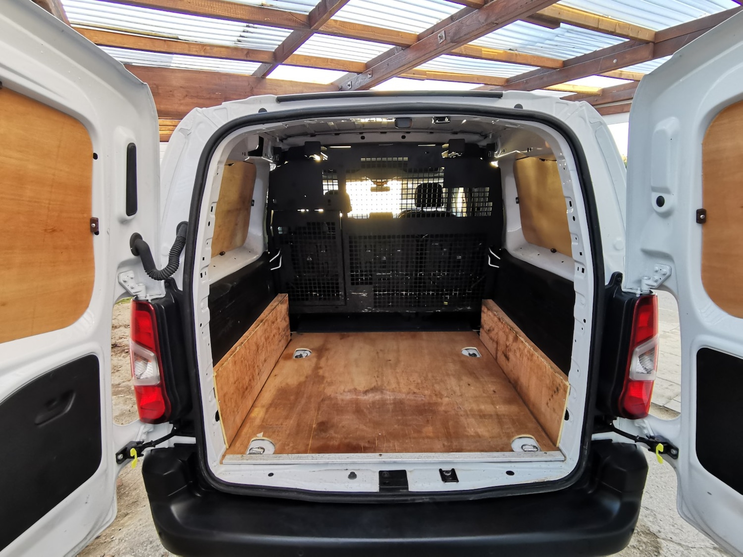 Used Peugeot Partner 2023 for sale - 77423386: Photo 8