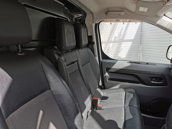 Used Peugeot e-Expert 2021 for sale - 79302244: Photo