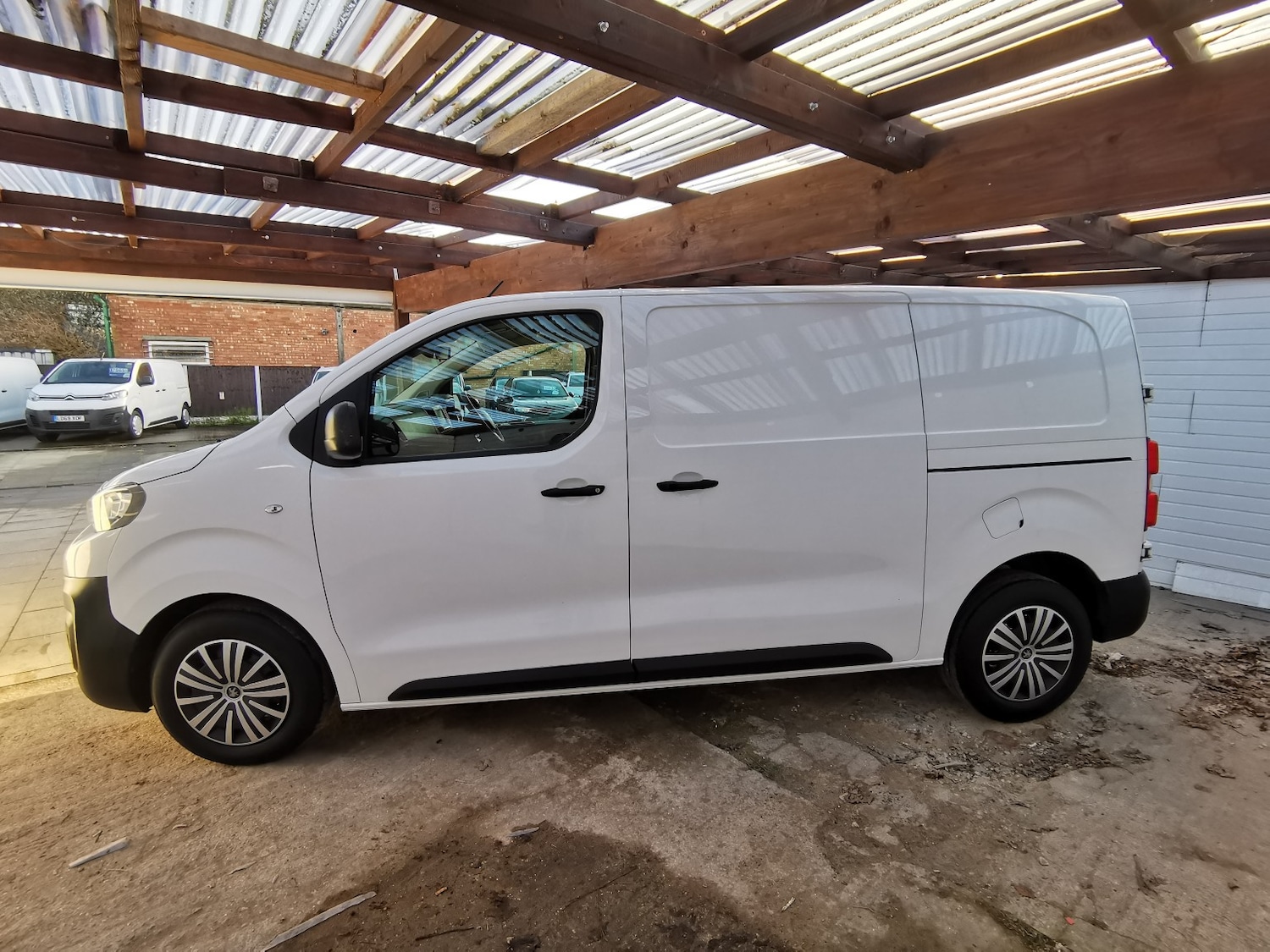 Used Peugeot Expert 2020 for sale - 77423407: Photo 10