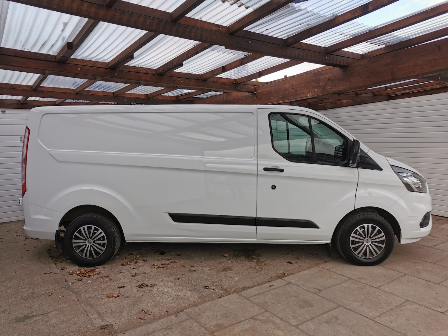 Used Ford Transit Custom 2022 for sale - 77423325: Photo 2