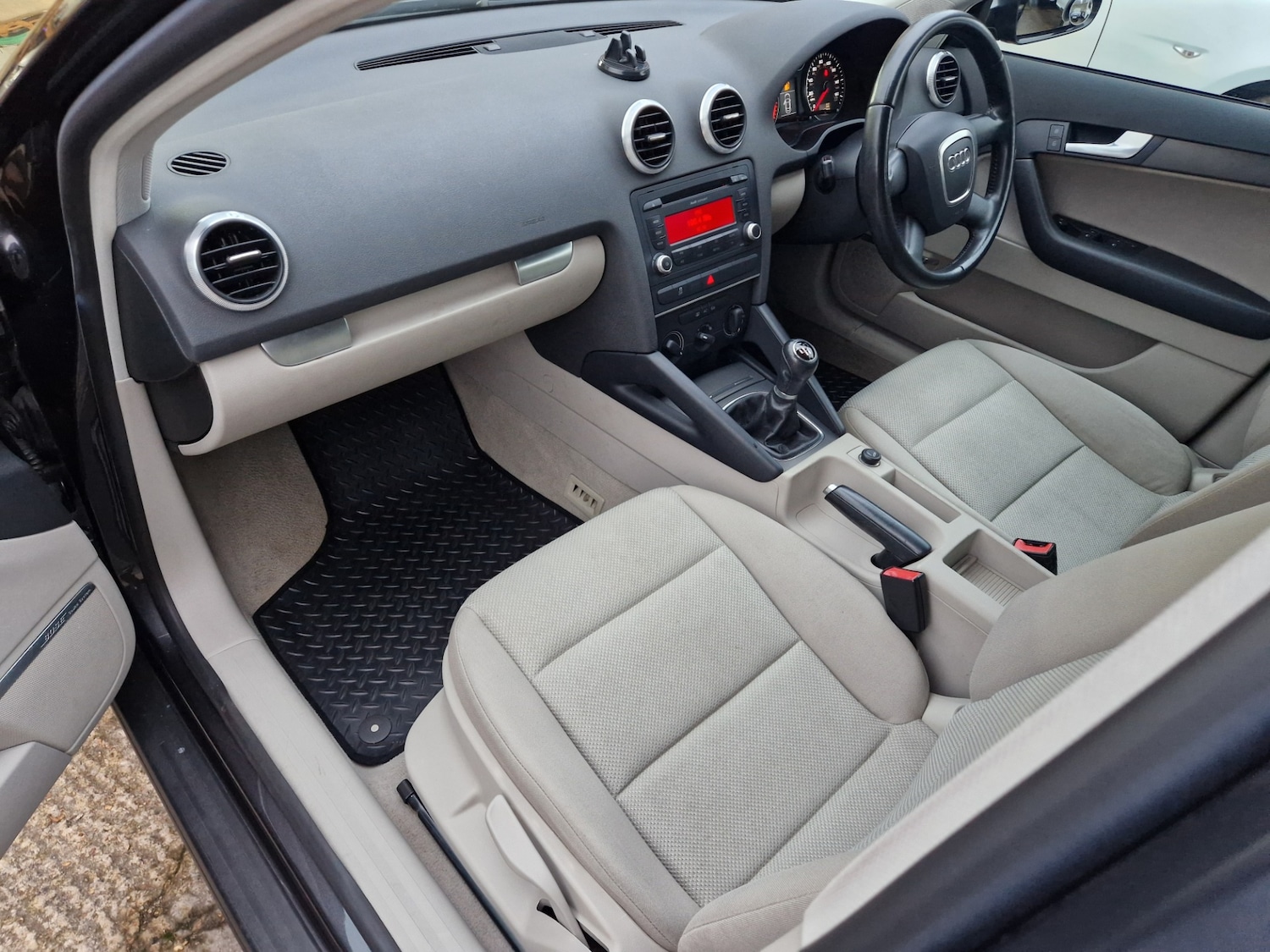 Used Audi A3 2010 for sale - 76756978: Photo 16