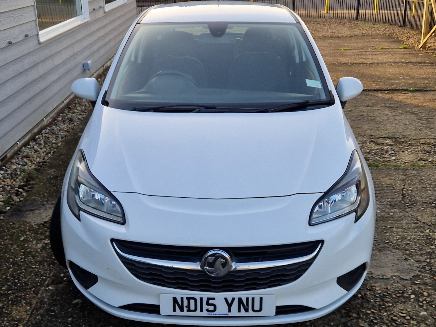 Used Vauxhall Corsa 2015 for sale - 77789690: Photo 3
