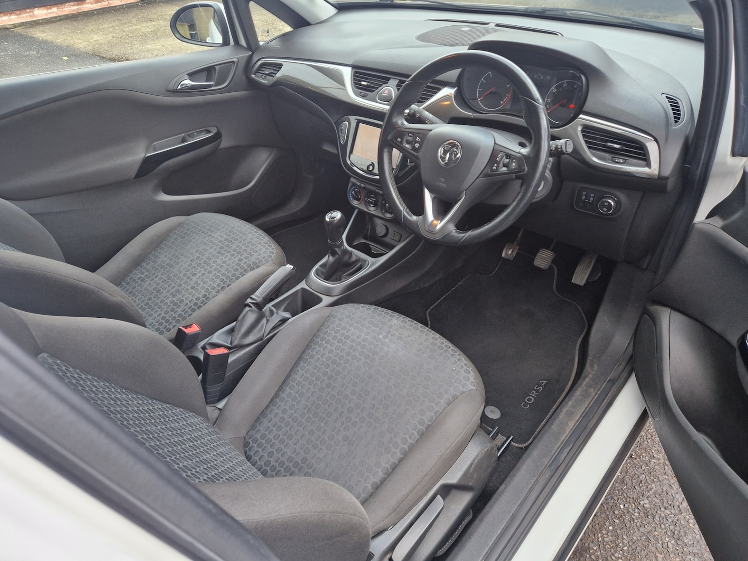 Used Vauxhall Corsa 2015 for sale - 77789690: Photo 7