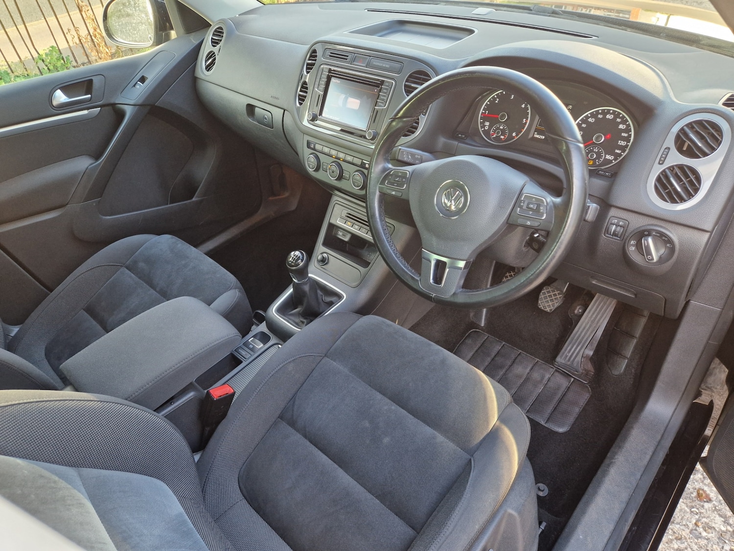 Used Volkswagen Tiguan 2015 for sale - 76741407: Photo 16