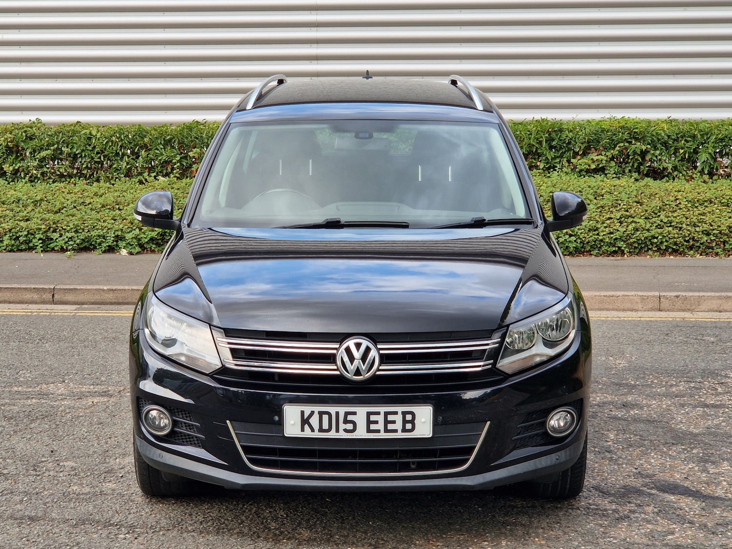 Used Volkswagen Tiguan 2015 for sale - 76741407: Photo 2