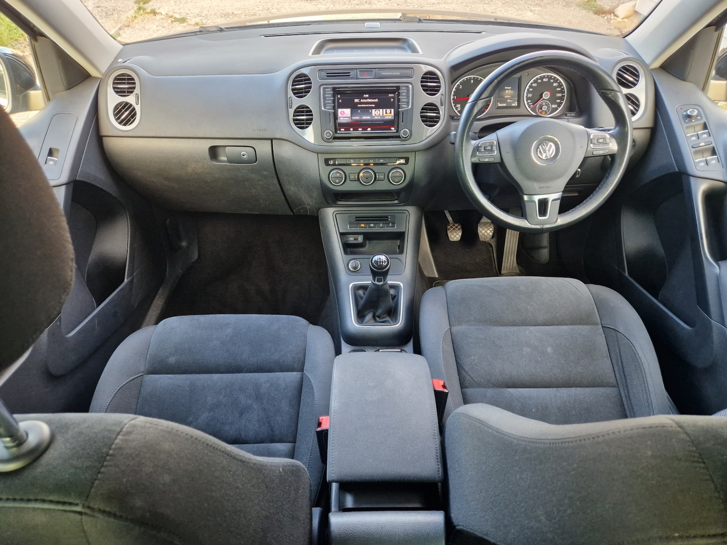 Used Volkswagen Tiguan 2015 for sale - 76741407: Photo 5