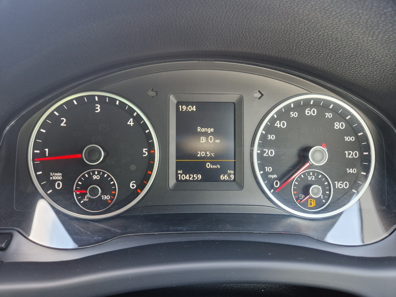 Used Volkswagen Tiguan 2015 for sale - 76741407: Photo 7