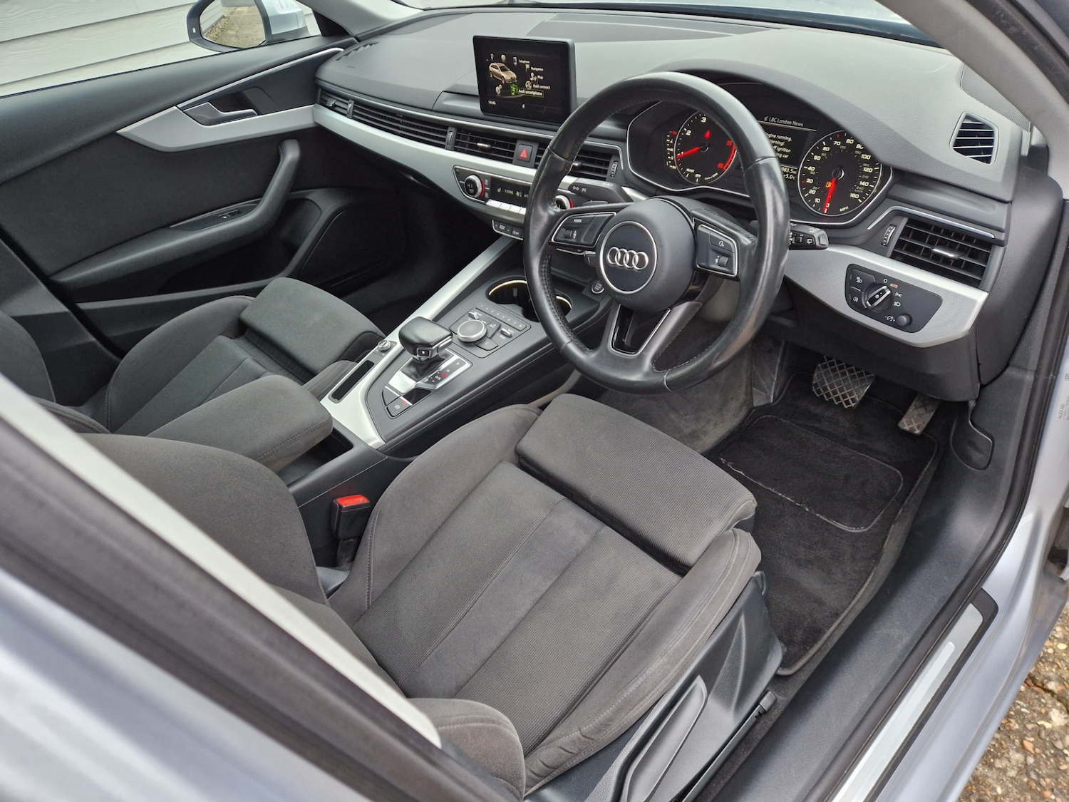 Used Audi A4 2016 for sale - 77161232: Photo 12