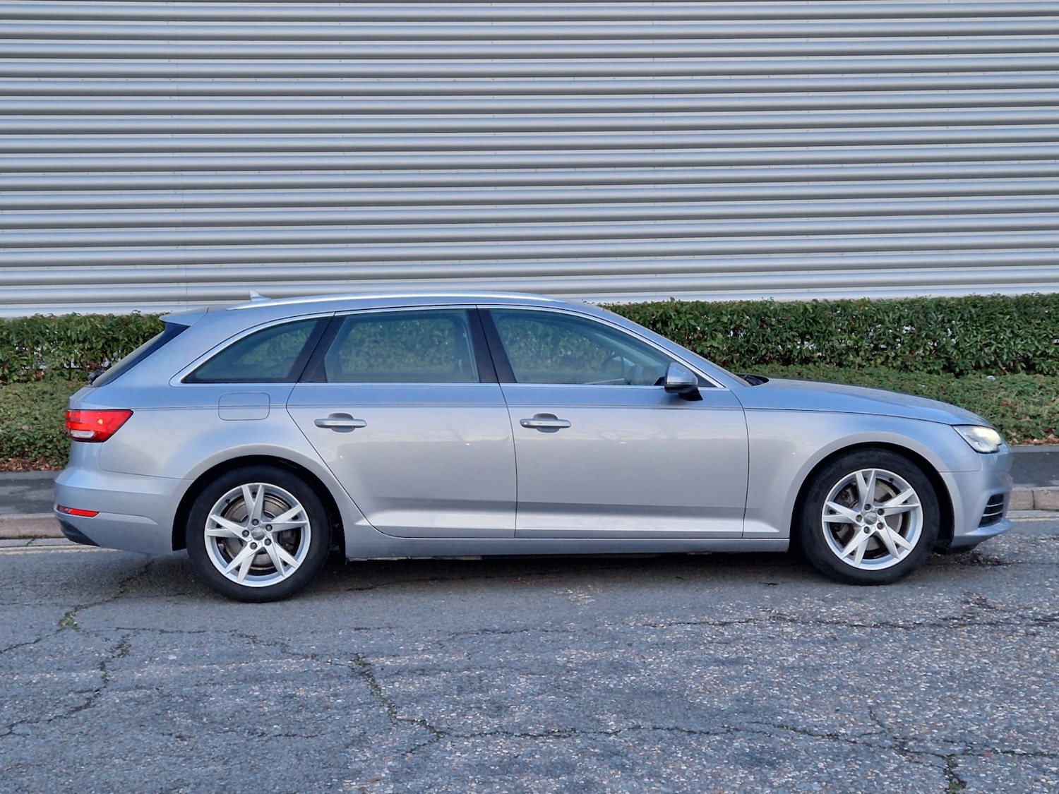 Used Audi A4 2016 for sale - 77161232: Photo 17