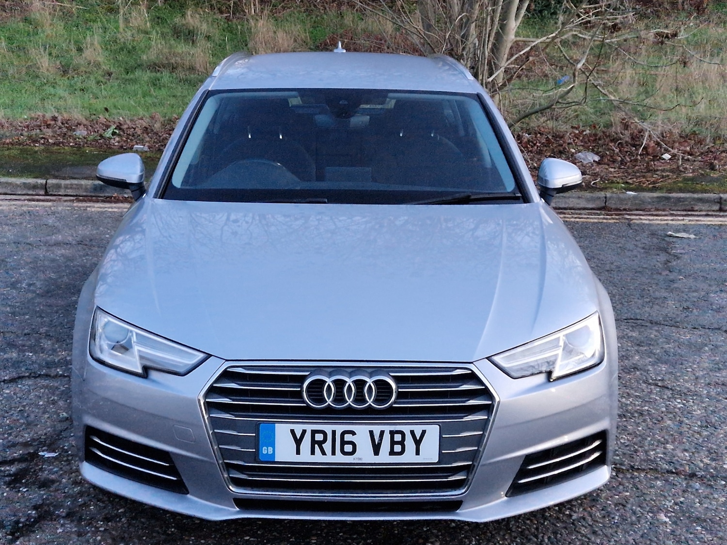 Used Audi A4 2016 for sale - 77161232: Photo 2