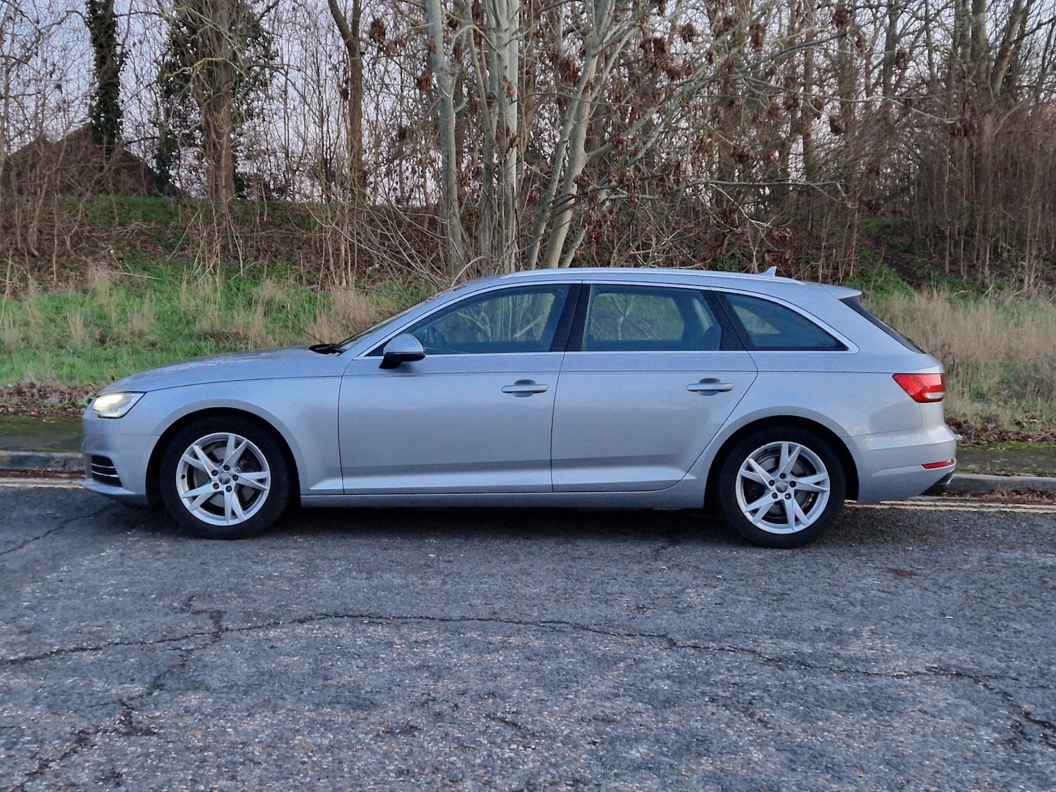 Used Audi A4 2016 for sale - 77161232: Photo 8