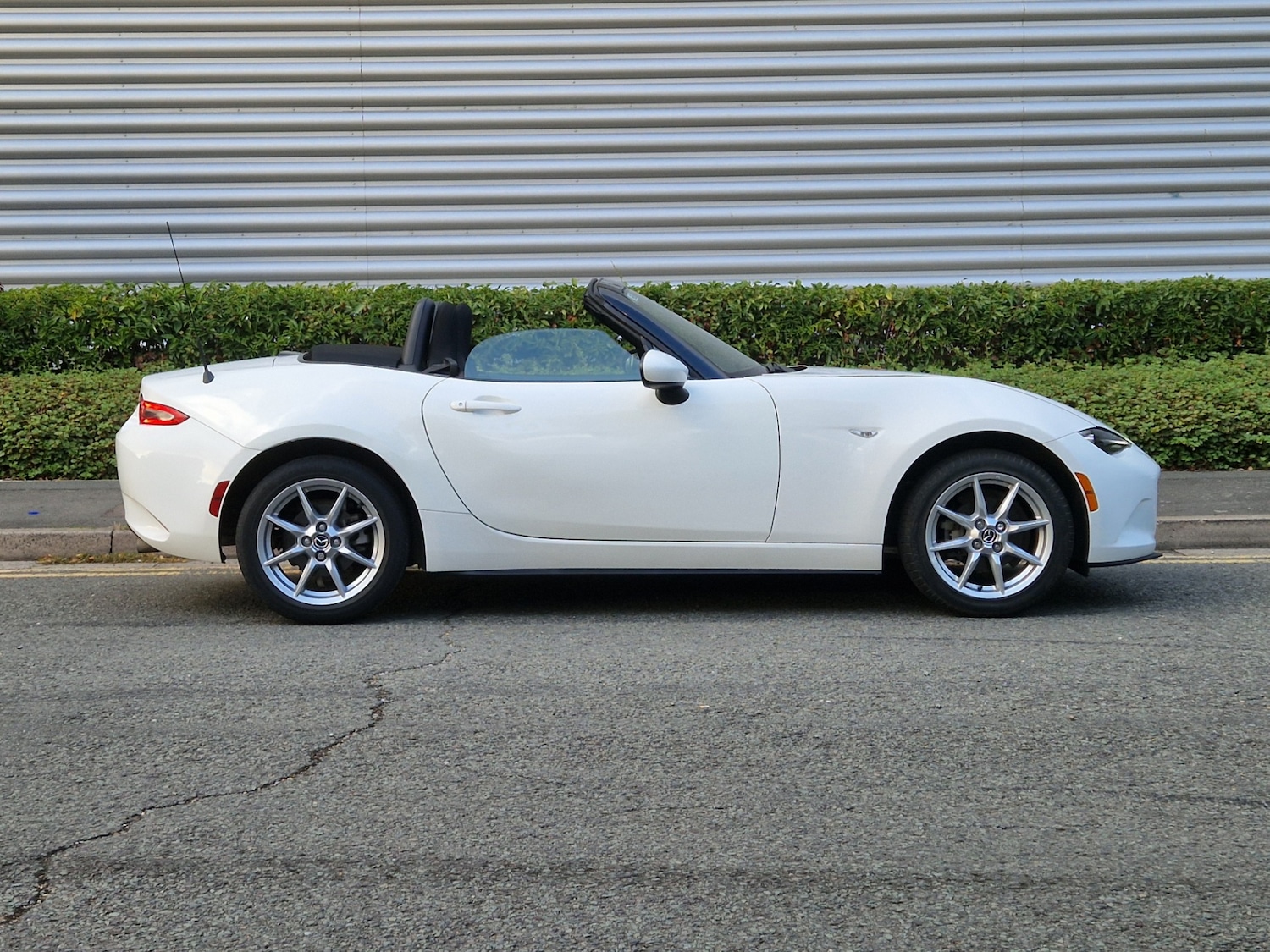 Used Mazda MX-5 2016 for sale - 76493621: Photo 5