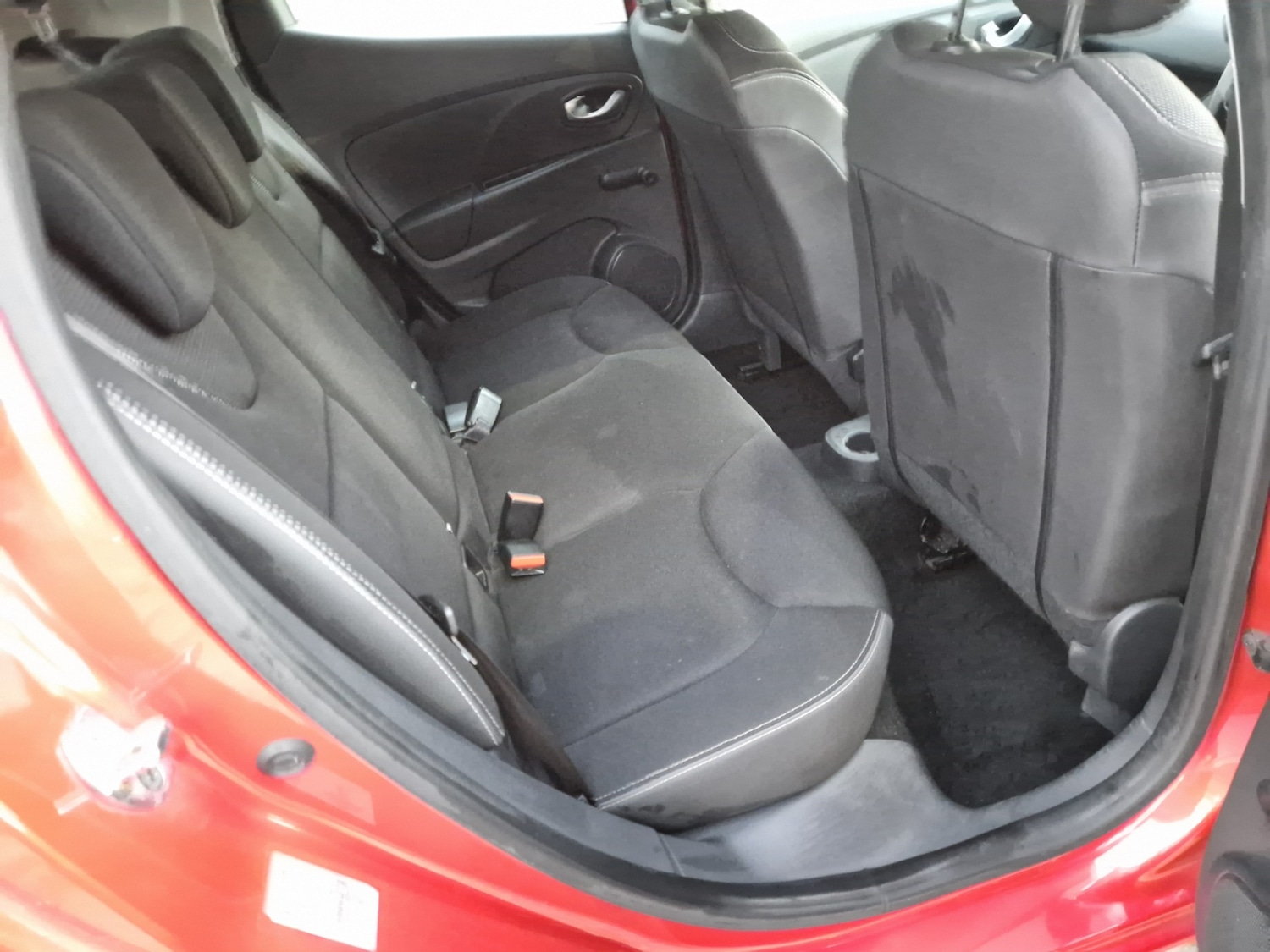 Used Renault Clio 2016 for sale - 76603114: Photo 14