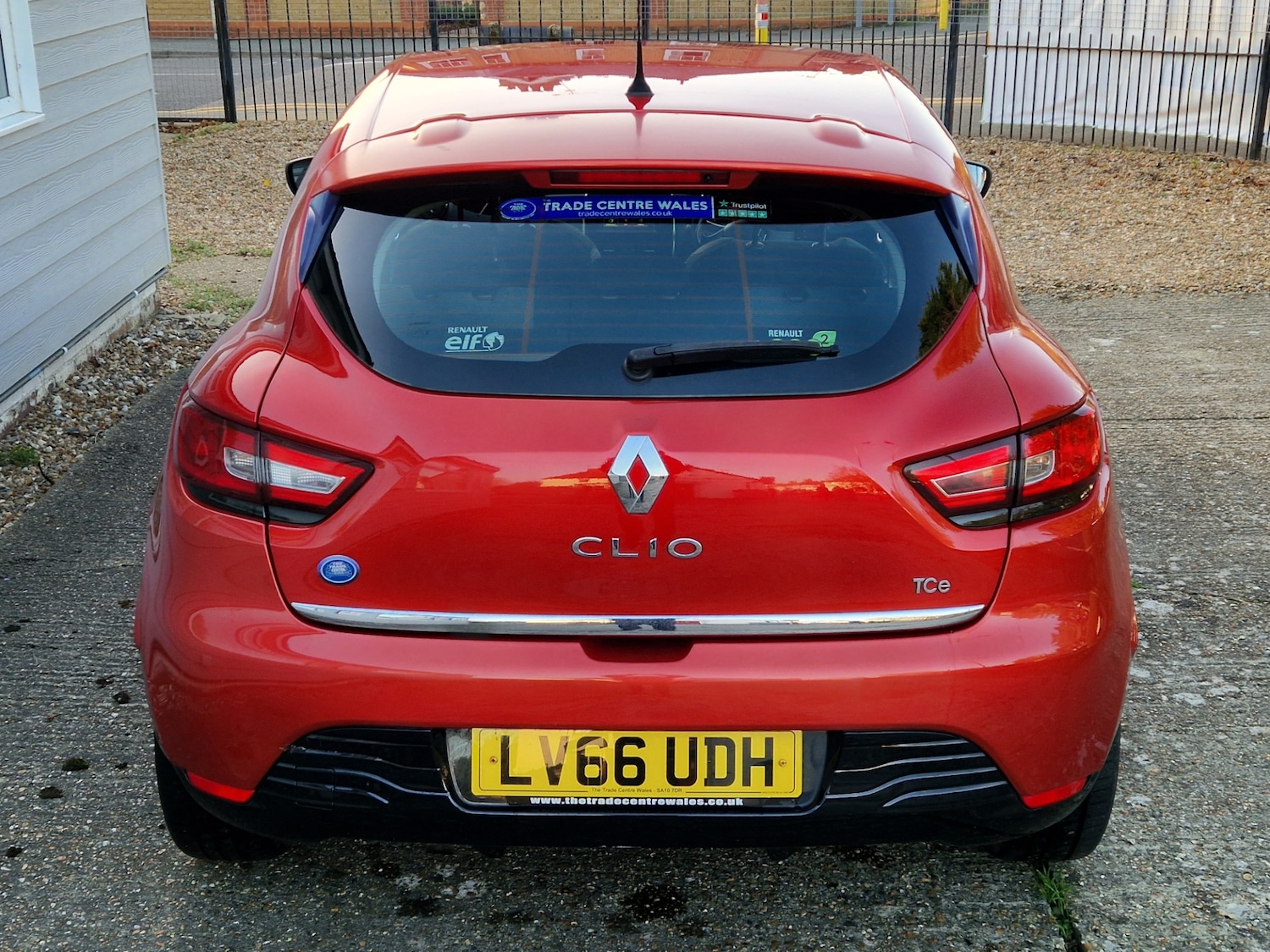 Used Renault Clio 2016 for sale - 76603114: Photo 7