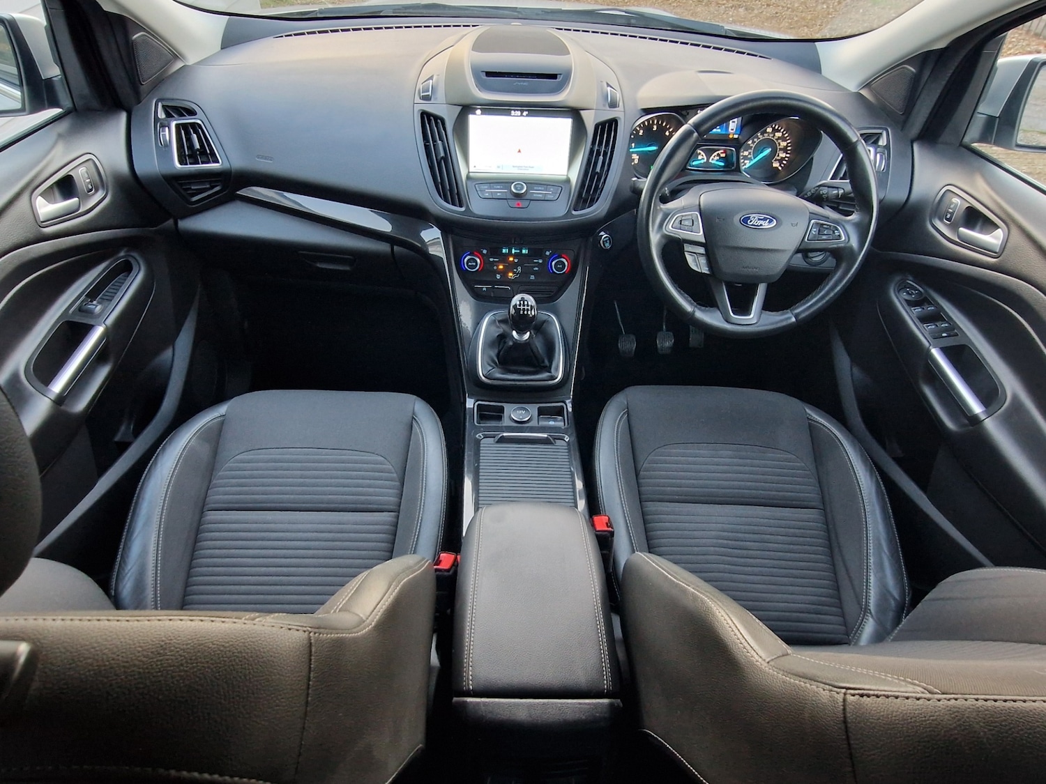 Used Ford Kuga 2017 for sale - 77223376: Photo 4