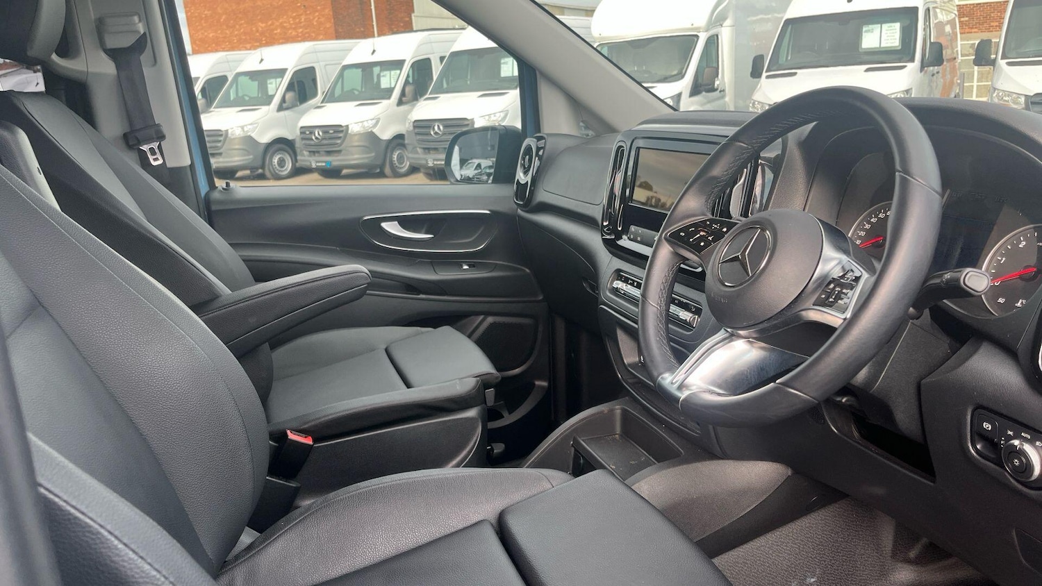 Used Mercedes-Benz Vito 2025 for sale - 76781940: Photo 18