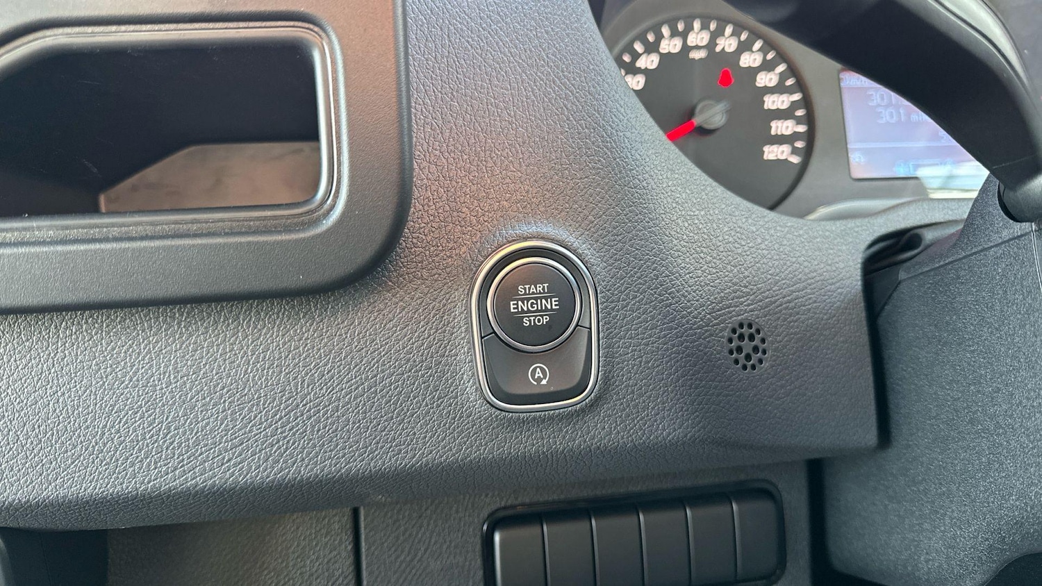 Used Mercedes-Benz Sprinter 2024 for sale - 76585387: Photo 18