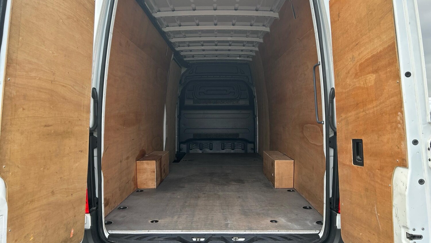 Used Mercedes-Benz Sprinter 2024 for sale - 76657654: Photo 11