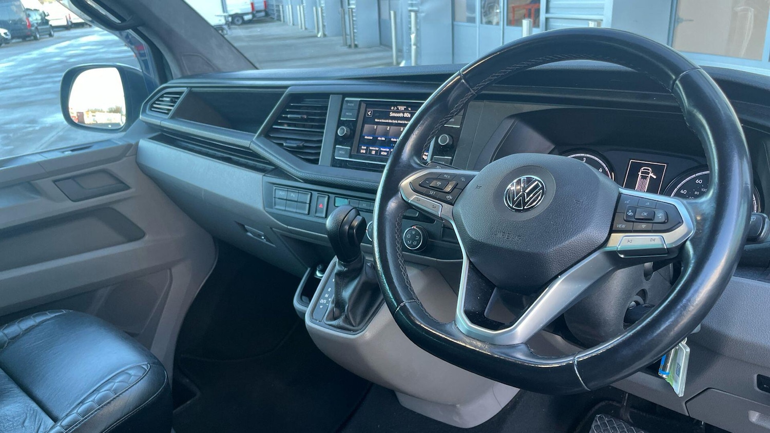 Used Volkswagen Transporter 2020 for sale - 76823848: Photo 10