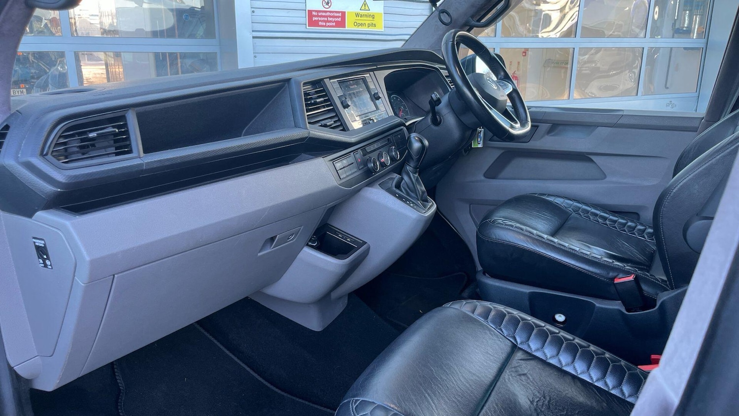 Used Volkswagen Transporter 2020 for sale - 76823848: Photo 14