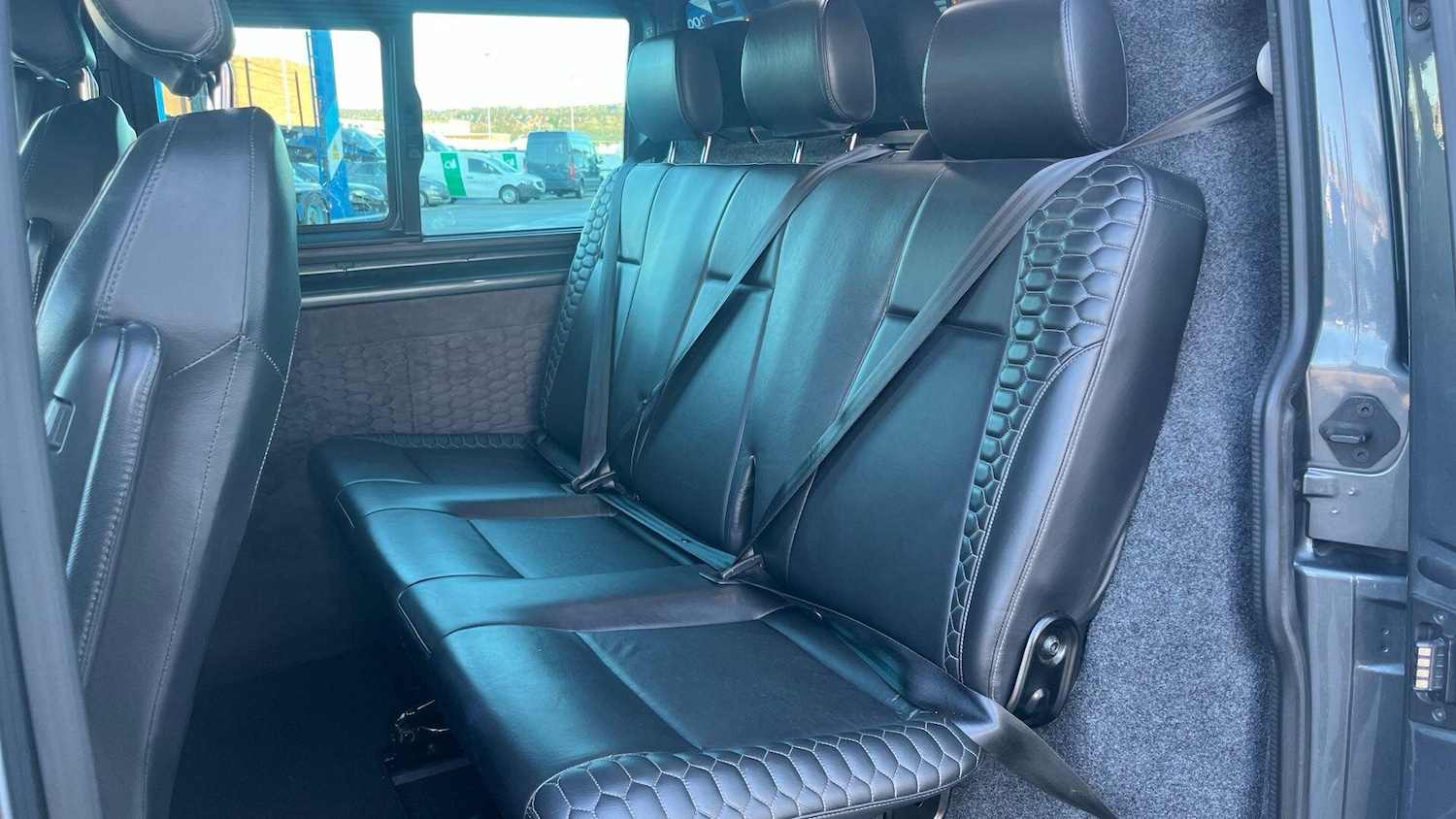 Used Volkswagen Transporter 2020 for sale - 76823848: Photo 24