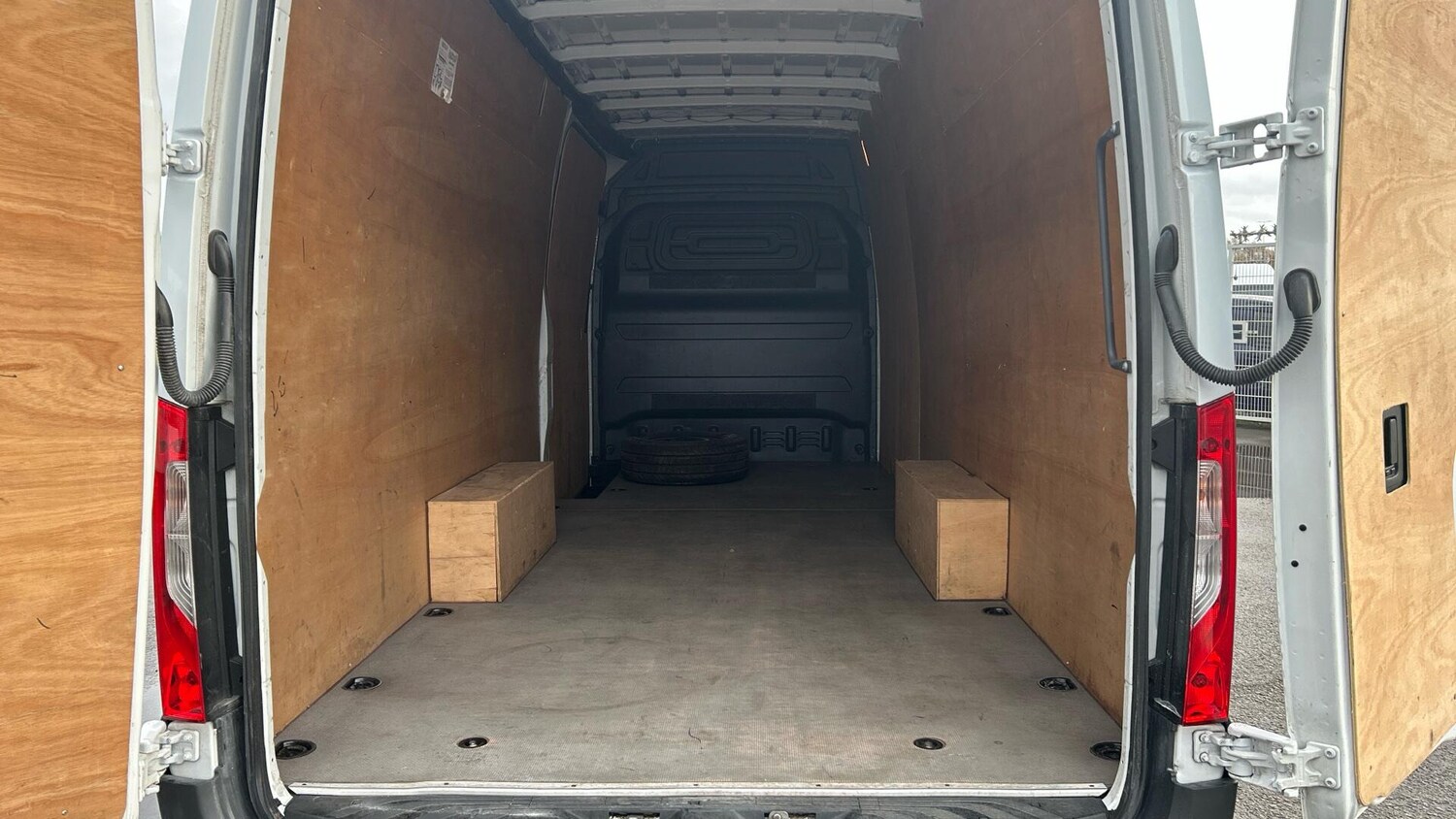 Used Mercedes-Benz Sprinter 2024 for sale - 76584781: Photo 11