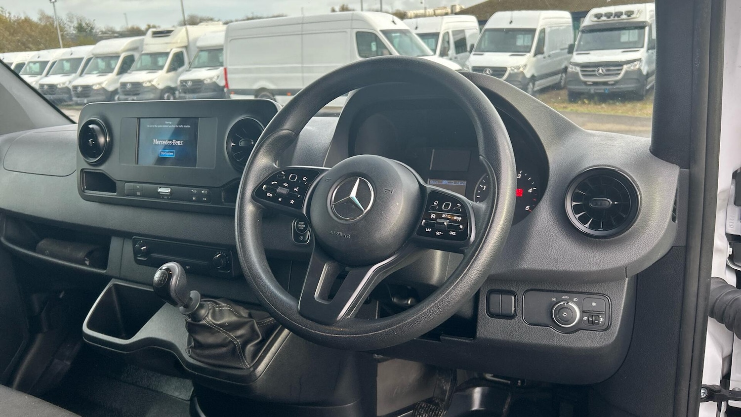 Used Mercedes-Benz Sprinter 2024 for sale - 76584781: Photo 3