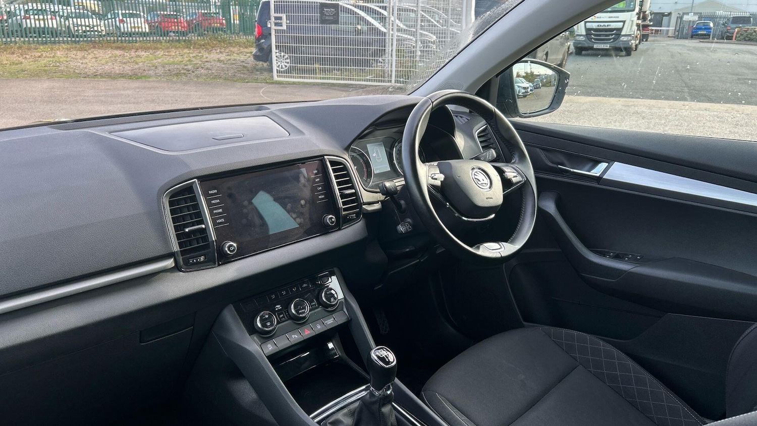 Used Skoda Karoq 2021 for sale - 76913001: Photo 11