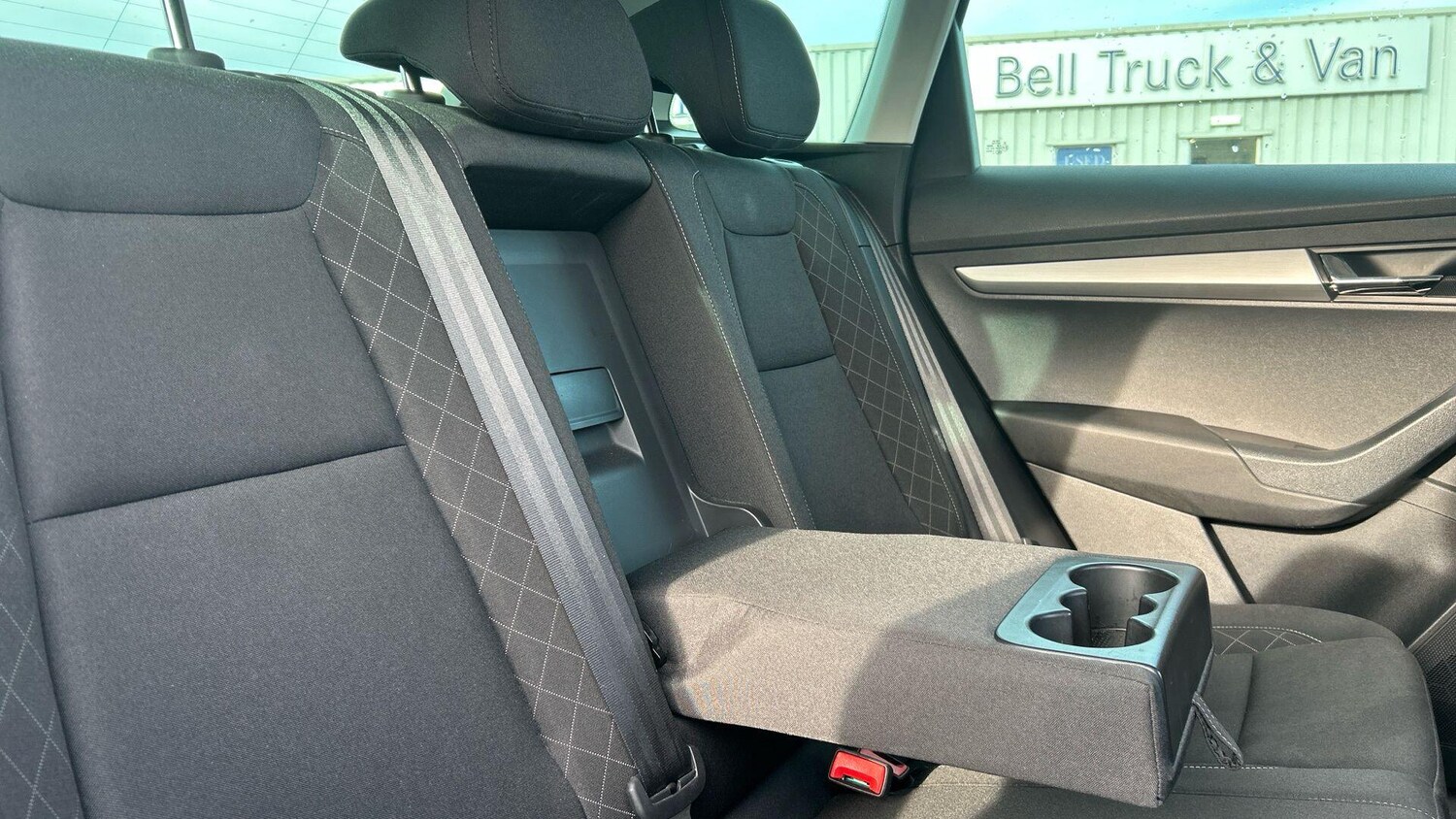 Used Skoda Karoq 2021 for sale - 76913001: Photo 22