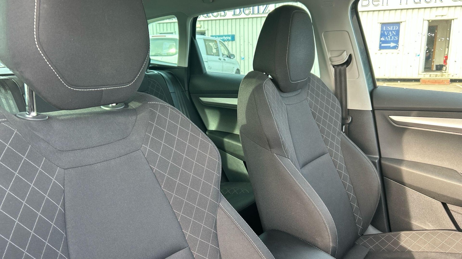 Used Skoda Karoq 2021 for sale - 76913001: Photo 23