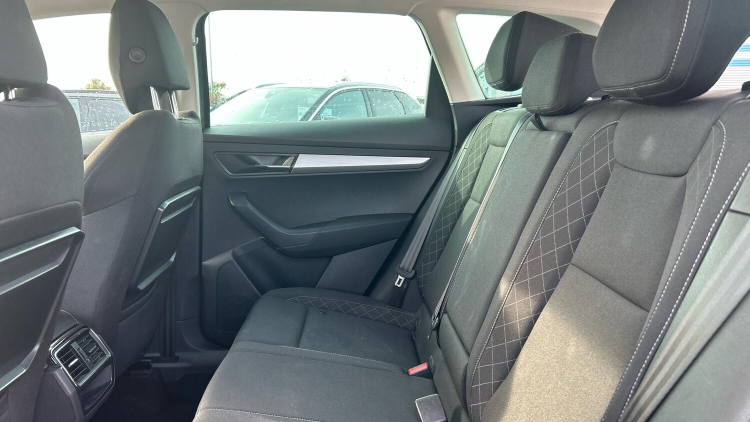 Used Skoda Karoq 2021 for sale - 76913001: Photo 42