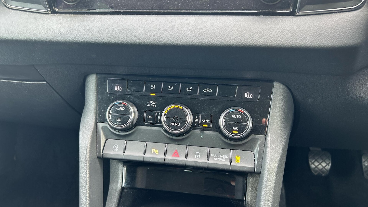 Used Skoda Karoq 2021 for sale - 76913001: Photo 52