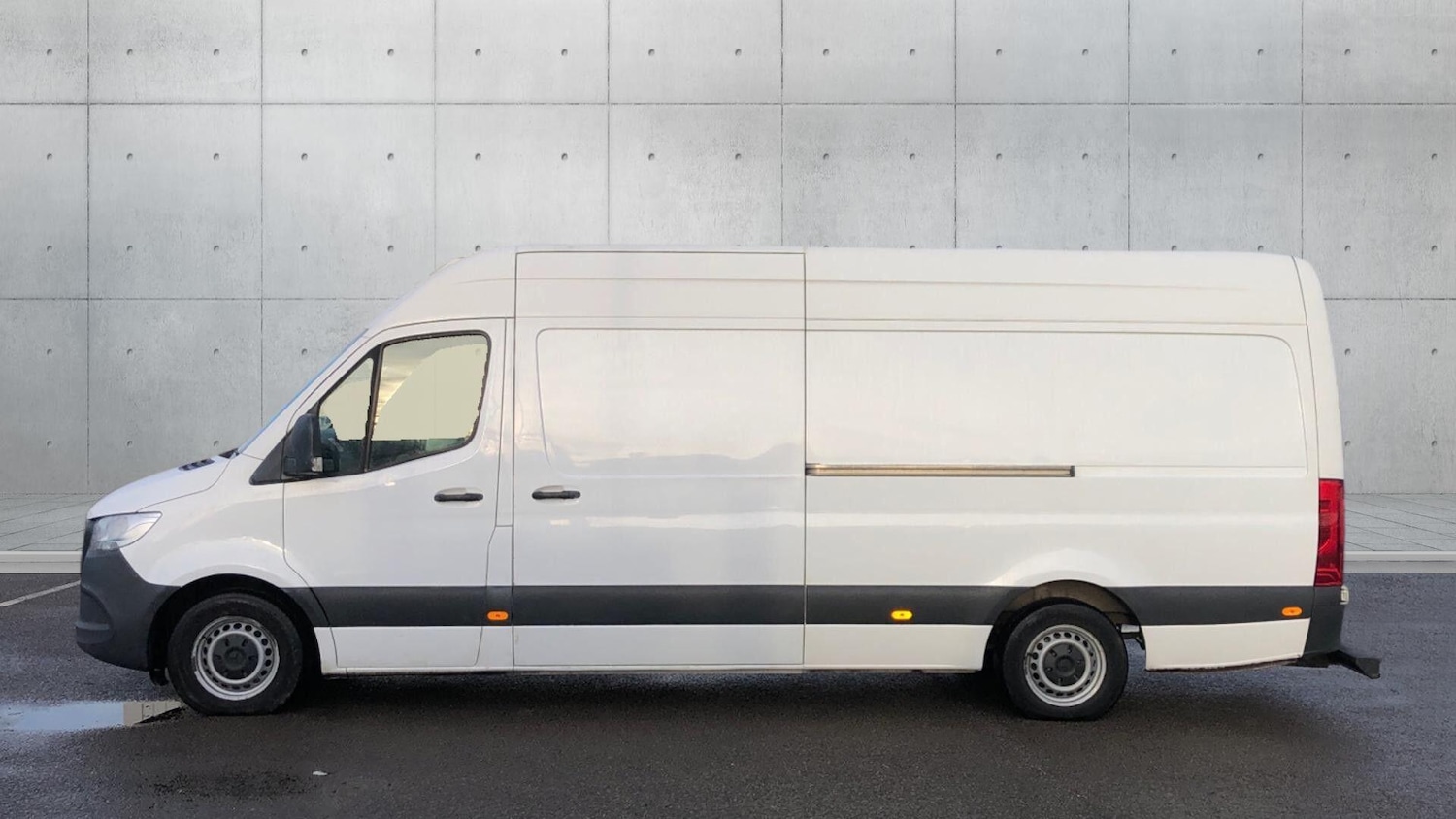 Used Mercedes-Benz Sprinter 2021 for sale - 76976778: Photo 4