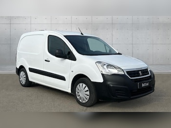 Used Peugeot Partner 2018 for sale - 76239259: Photo