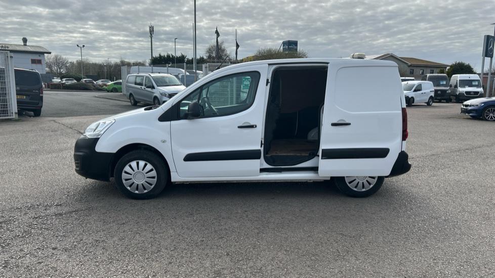 Used Peugeot Partner 2018 for sale - 76239259: Photo 5